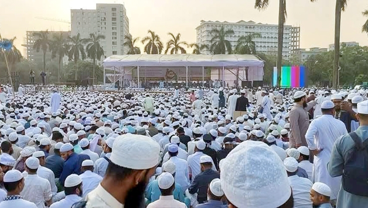 সোহরাওয়ার্দী উদ্যানে চলছে হেফাজতের মহাসমাবেশ