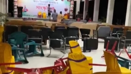 ব্রাহ্মণবাড়িয়ায় উচ্চস্বরে গান বাজানো নিয়ে পুলিশের সঙ্গে মাদ্রাসাছাত্রদের সংঘর্ষ, আহত ৩০