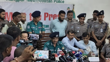 ইয়াবা সেবনে বাধা, একই পরিবারের চারজনকে হত্যার অভিযোগ: আটক ২