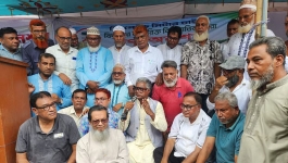 প্রিপেইড মিটার বাতিলের দাবিতে নারায়ণগঞ্জে গণ–অনশন, আন্দোলনকারীদের পাশে এমপি
