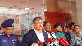 লুট হওয়া অস্ত্র উদ্ধারে তথ্য দিলে ১০ হাজার থেকে ২ লাখ টাকা পুরস্কার: স্বরাষ্ট্রমন্ত্রী