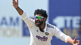 নো বল ঠেকাতে গাভাস্কারের পরামর্শ, জরিমানা হোক বোলার-কোচ দুজনেরই