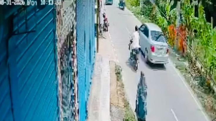 ডিবি পরিচয়ে ব্যবসায়ীকে গাড়িতে তুলে ১২ লাখ টাকা ছিনতাই, রাস্তায় ফেলে গেল দুর্বৃত্তরা