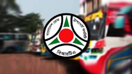 ফেসবুক সাংবাদিকদের দৌরাত্ম্যে বিআরটিএর সেবাগ্রহীতারা হয়রানির শিকার