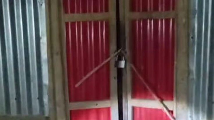 দুর্গন্ধে খবর পেয়ে তালা ভেঙে বৃদ্ধার অর্ধগলিত লাশ উদ্ধার