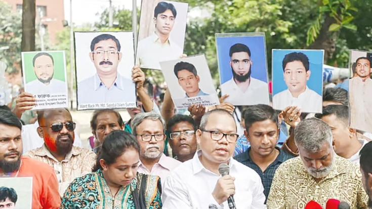 সরকারের ছয় মাসে যে তিন দুর্বলতা ভবিষ্যতে বড় ঝুঁকি তৈরি করতে পারে