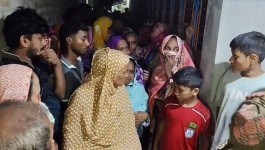 ঘরে রক্তাক্ত স্ত্রীর মরদেহ, ফ্যানের হুকে ঝুলছিল স্বামী