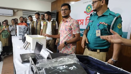 আটতলা ভবনে ৬৩ বিদেশি, উদ্ধার ১৭০ ডিভাইস; অনলাইন প্রতারণার নেটওয়ার্কের দাবি পুলিশের