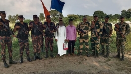 ভারতে সাজা শেষে কুড়িগ্রামের দুই সীমান্ত দিয়ে ফিরলেন পাঁচ বাংলাদেশি