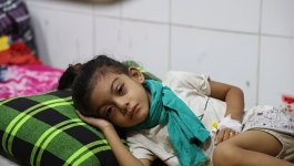 ‘হাম-ডেঙ্গু দুটোতেই আক্রান্ত, ডাক্তার বলছে অবস্থা খারাপ’