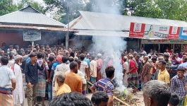 সারের দাবিতে কুড়িগ্রামে আবারও সড়ক অবরোধ কৃষকদের