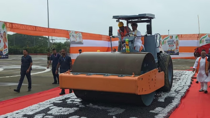 পশ্চিমবঙ্গে ৩ লাখের বেশি বোতল ফেনসিডিল ধ্বংস