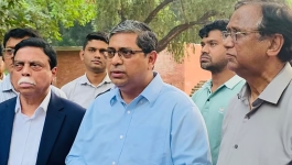ওসমানী উদ্যানের অবকাঠামো নিয়ে প্রশ্ন, প্রতিমন্ত্রী বললেন—‘পৃথিবীর কোথাও এমন দেখিনি’