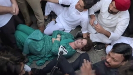 যন্তর মন্তরের পথে রাহুল-প্রিয়াঙ্কা, পুলিশের বাধায় আটক বিরোধী নেতারা