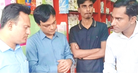 আলমডাঙ্গায় নিষিদ্ধ ও মেয়াদোত্তীর্ণ ওষুধ জব্দ, জরিমানা ১৩ হাজার টাকা