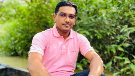 সিলেটের বিতর্কিত মোটরযান পরিদর্শক দেলোয়ার এখন কুমিল্লায়, দালালচক্রের সঙ্গে যোগসাজশের অভিযোগ
